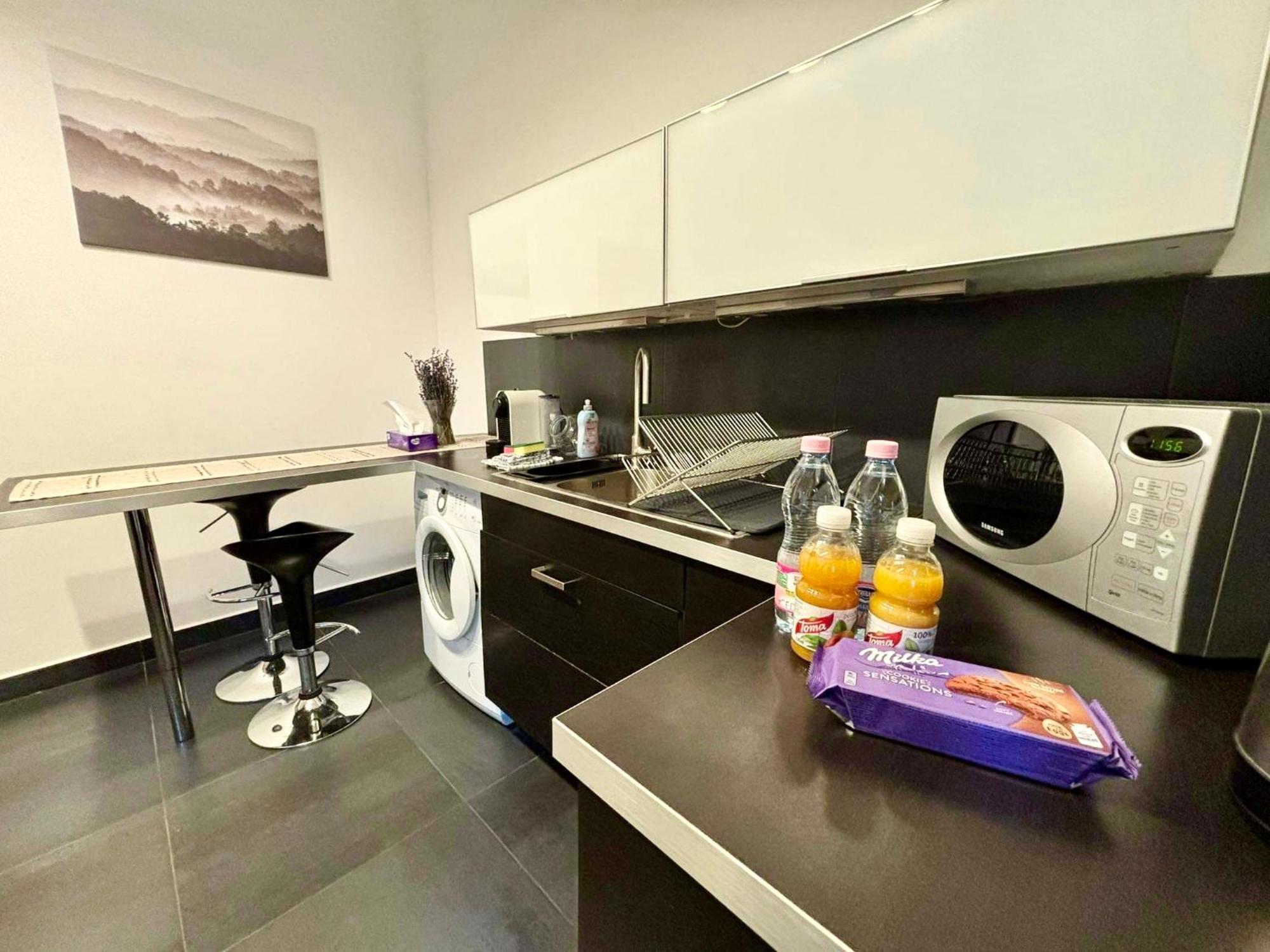 Alice Apartment - Andrassy Street Budapest Luaran gambar